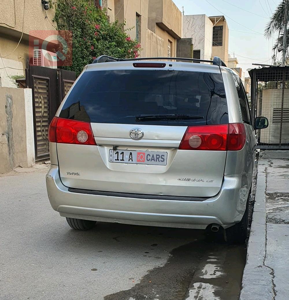 تويوتا سيينا